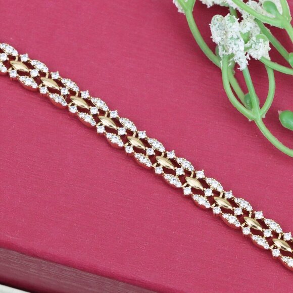 "Elegant Rose Gold Link Bracelet with Sparkling Marquise Crystals, XPBL0929 - Picture 12 of 13